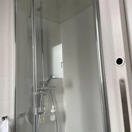 Velarde-maestranza Apartment *