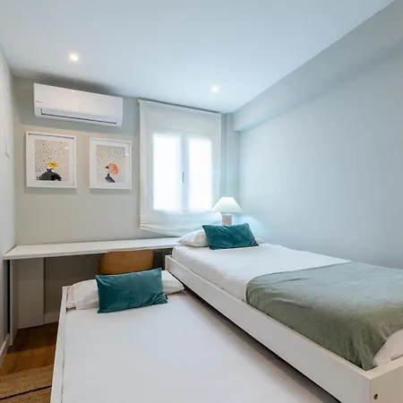 Velarde-maestranza Apartment